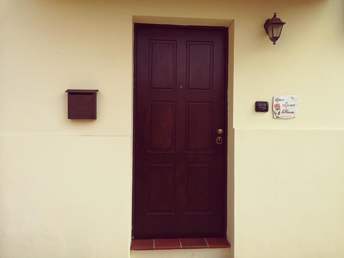 Open Space Rose Iglesias Ngoại thất bức ảnh
