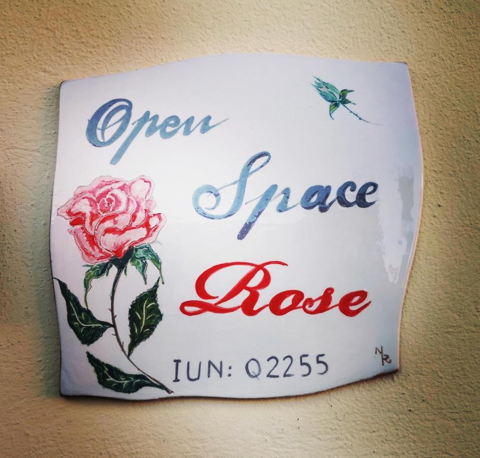 Open Space Rose Iglesias Ngoại thất bức ảnh